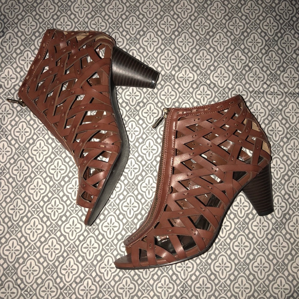 ✨Carlos Santana Booties - 8 1/2✨